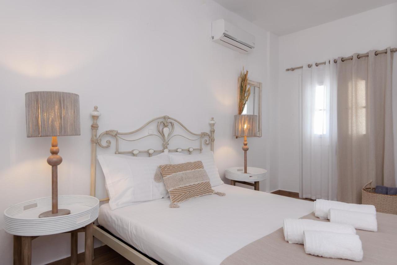 Miles Away Luxury Apartments Platis Gialos  Eksteriør billede