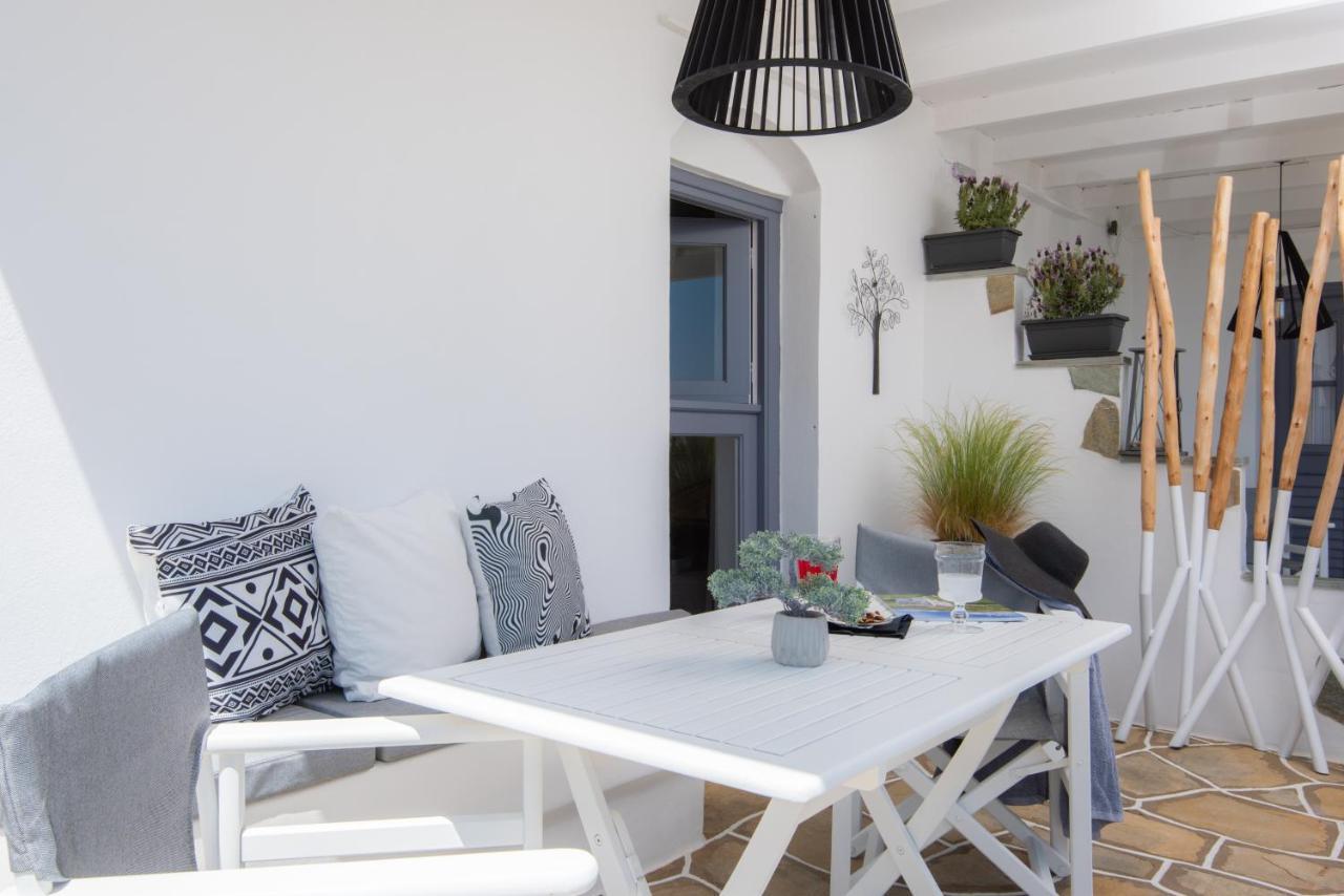 Miles Away Luxury Apartments Platis Gialos  Eksteriør billede