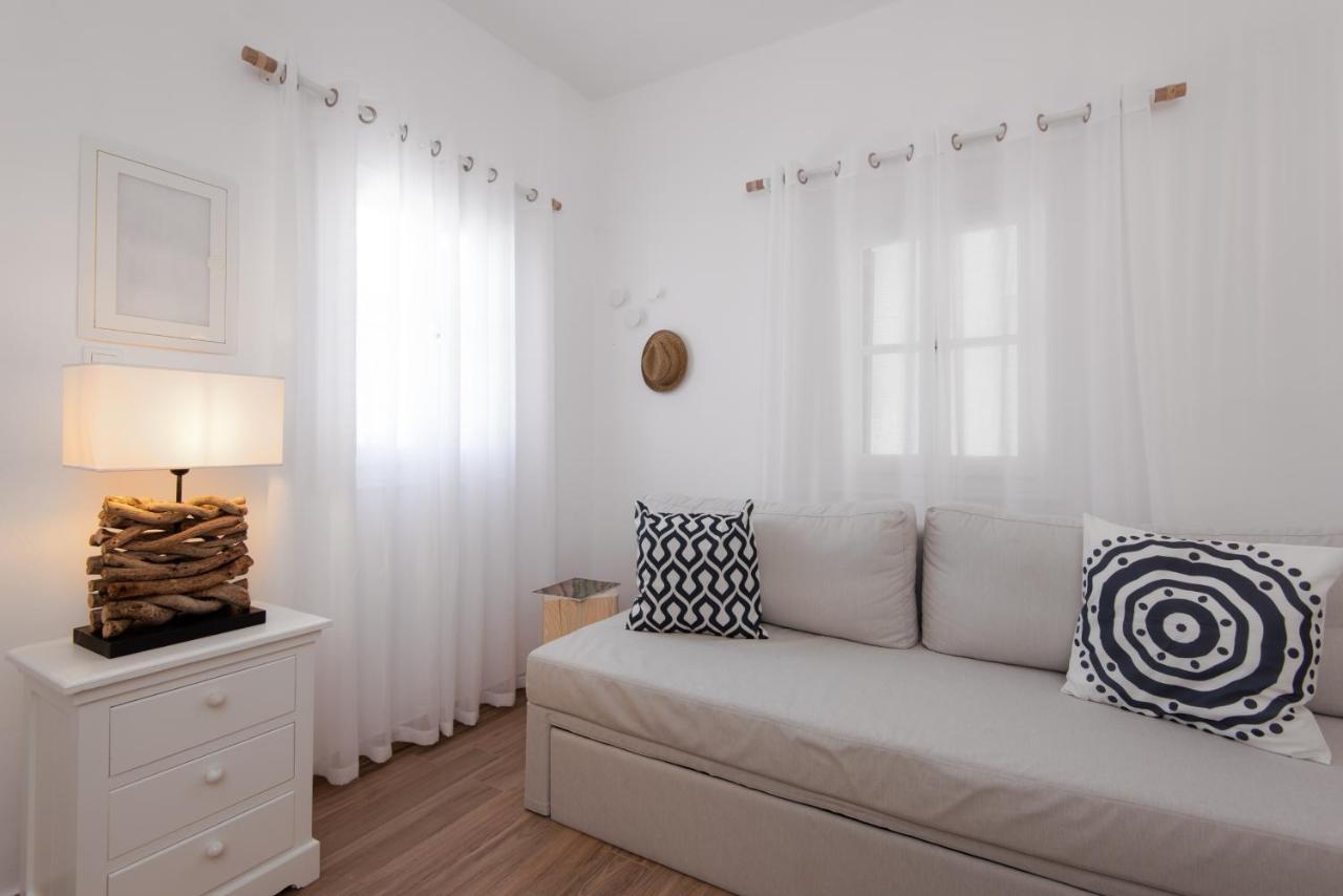 Miles Away Luxury Apartments Platis Gialos  Eksteriør billede