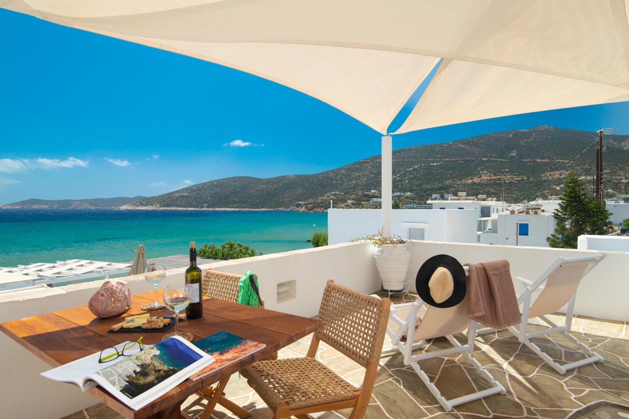Miles Away Luxury Apartments Platis Gialos  Eksteriør billede
