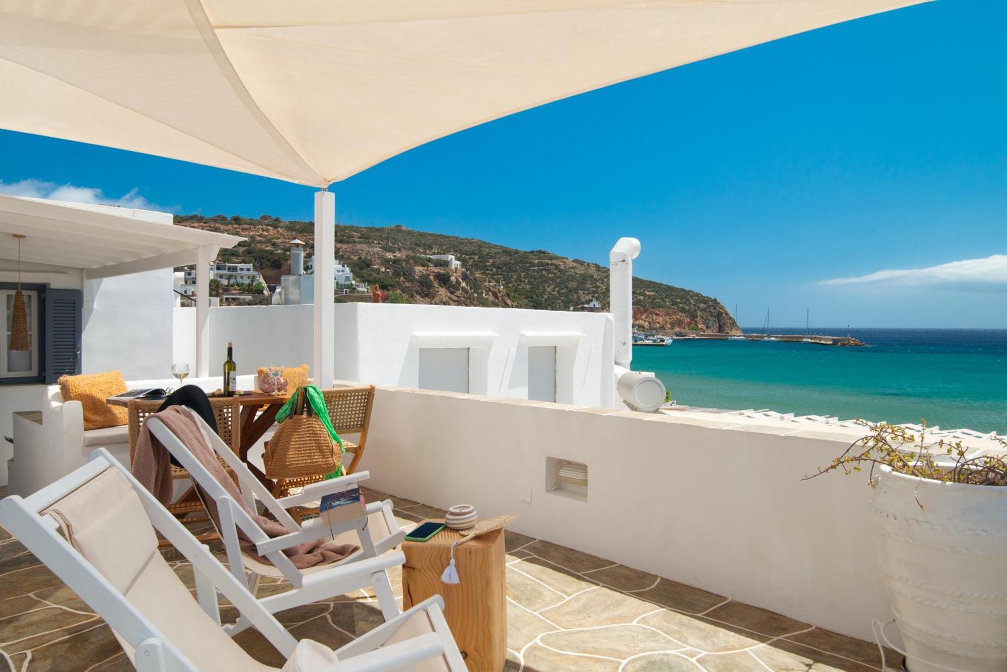 Miles Away Luxury Apartments Platis Gialos  Eksteriør billede