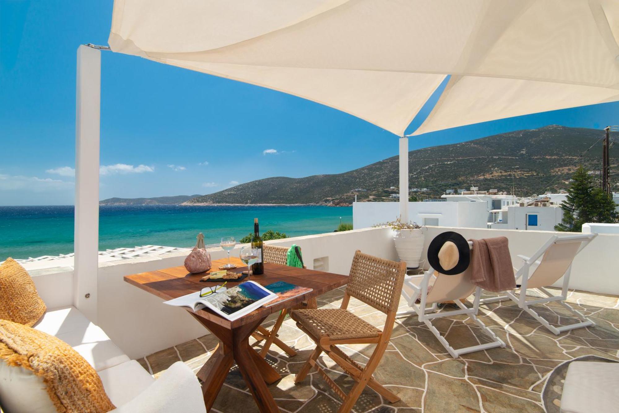 Miles Away Luxury Apartments Platis Gialos  Eksteriør billede